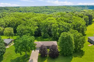 45 Roosevelt Dr, East Dubuque, IL 61025 - Photo 46