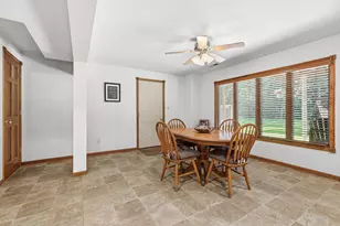45 Roosevelt Dr, East Dubuque, IL 61025 - Photo 32