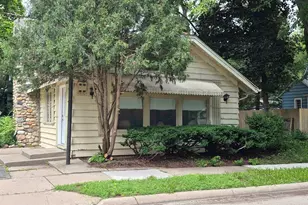 2203 Cumberland St, Rockford, IL 61103 - Photo 2