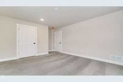 9842 Hawks Pointe Trail, Roscoe, IL 61073 - Photo 28