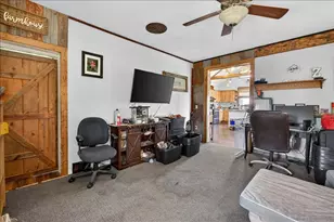 10112 E High Rd, Stillman Valley, IL 61084 - Photo 8