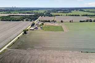 10112 E High Rd, Stillman Valley, IL 61084 - Photo 36