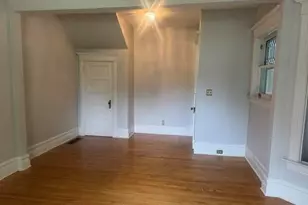 1030 Franklin Pl, Rockford, IL 61103 - Photo 4