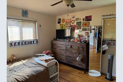 2015 W Revere Street, Freeport, IL 61032 - Photo 8