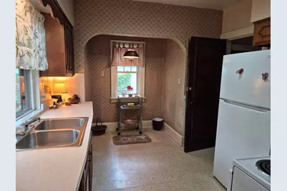 510 Van Wie Avenue, Rockford, IL 61103 - Photo 8