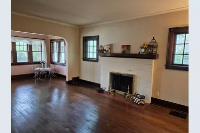 510 Van Wie Avenue, Rockford, IL 61103 - Photo 2