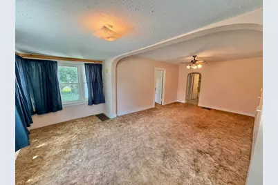 206 W Main Street, Mount Morris, IL 61054 - Photo 2