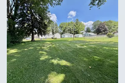 206 W Main Street, Mount Morris, IL 61054 - Photo 22