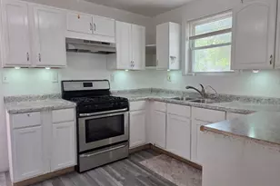 1701 Lyran Ave, Rockford, IL 61109 - Photo 6