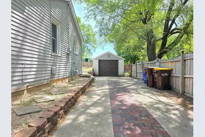 1701 Lyran Ave, Rockford, IL 61109 - Photo 4