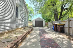 1701 Lyran Ave, Rockford, IL 61109 - Photo 4