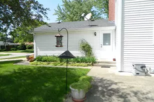 628 Blenheim Dr, Rockford, IL 61108 - Photo 18
