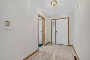 6207 Carriage Green Way, Rockford, IL 61108 - Photo 4
