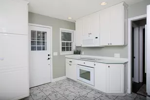 1325 W Lincoln, Freeport, IL 61032 - Photo 12