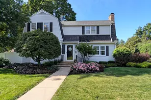 1325 W Lincoln, Freeport, IL 61032 - Photo 2