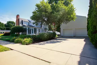 1325 W Lincoln, Freeport, IL 61032 - Photo 4