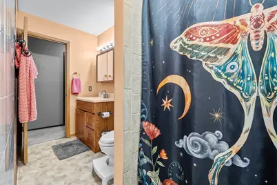 121 Goodhue Street, South Beloit, IL 61080 - Photo 18