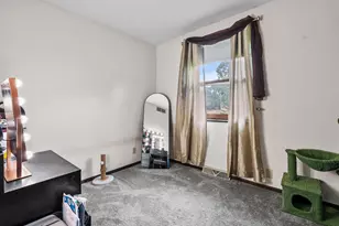 121 Goodhue St, South Beloit, IL 61080 - Photo 12