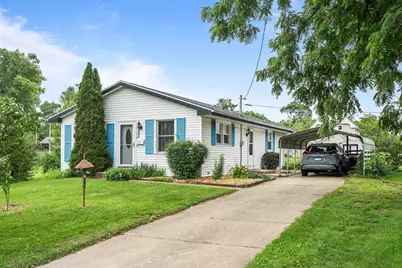 121 Goodhue Street, South Beloit, IL 61080 - Photo 1