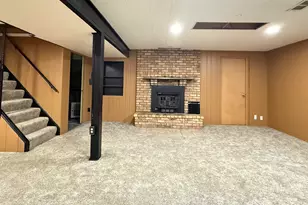 421 Warren Dr, Rockford, IL 61107 - Photo 16