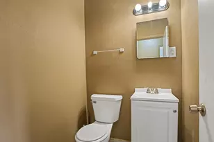 1118 Lincoln Ave, Rockford, IL 61102 - Photo 6