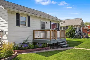 303 Elm St, Hanover, IL 61041 - Photo 2