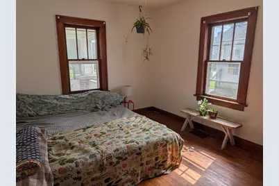 814 W Hamilton Street, Freeport, IL 61032 - Photo 6