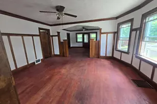 1721 S 5th St, Rockford, IL 61104 - Photo 10