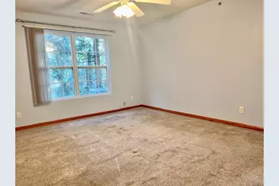 5004 Diane Court, Rockford, IL 61108 - Photo 12
