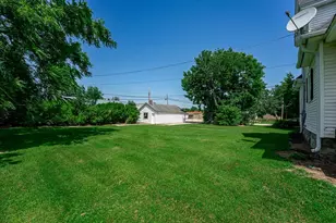 201 S Elida St, Winnebago, IL 61088 - Photo 36