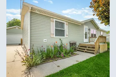 8652 Springwood Court, Roscoe, IL 61073 - Photo 4