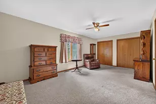 1840 Darby Ln, Lake Summerset, IL 61019 - Photo 20