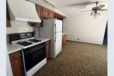 4975 Blackhawk Road, Rockford, IL 61109 - Photo 18