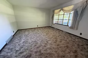 4975 Blackhawk Rd, Rockford, IL 61109 - Photo 12