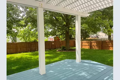 607 Jamestown, Belvidere, IL 61008 - Photo 34
