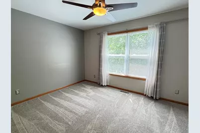 607 Jamestown, Belvidere, IL 61008 - Photo 20