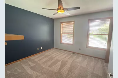 607 Jamestown, Belvidere, IL 61008 - Photo 22