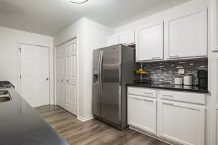 415 Staffordshire Dr, Poplar Grove, IL 61065 - Photo 12