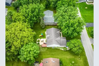415 Staffordshire Drive, Poplar Grove, IL 61065 - Photo 36