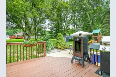 415 Staffordshire Drive, Poplar Grove, IL 61065 - Photo 26