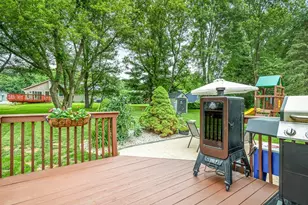 415 Staffordshire Dr, Poplar Grove, IL 61065 - Photo 26