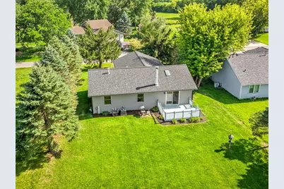 207 Tamarack Hollow Street, Poplar Grove, IL 61065 - Photo 34
