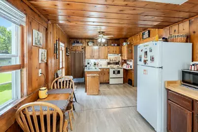 130 S Adams Street, South Beloit, IL 61080 - Photo 12