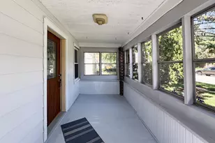 719 Lawn Dr, Loves Park, IL 61111 - Photo 26