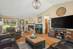 6322 Tudor Ln, Loves Park, IL 61111 - Photo 8