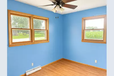 308 W Logan Street, Forreston, IL 61030 - Photo 6