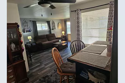 1911 Loomis Street, Rockford, IL 61102 - Photo 6
