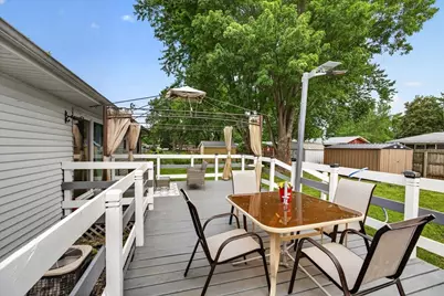 879 E Inman Parkway, Beloit, IL 53511 - Photo 30