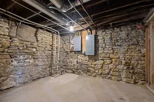 135 S 8th St, South Beloit, IL 61080 - Photo 24