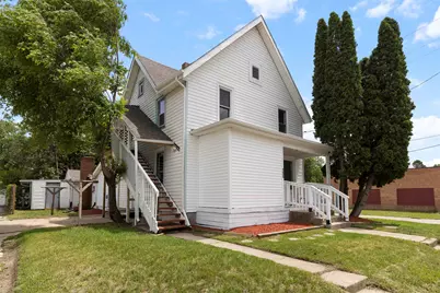 135 S 8th Street, South Beloit, IL 61080 - Photo 2